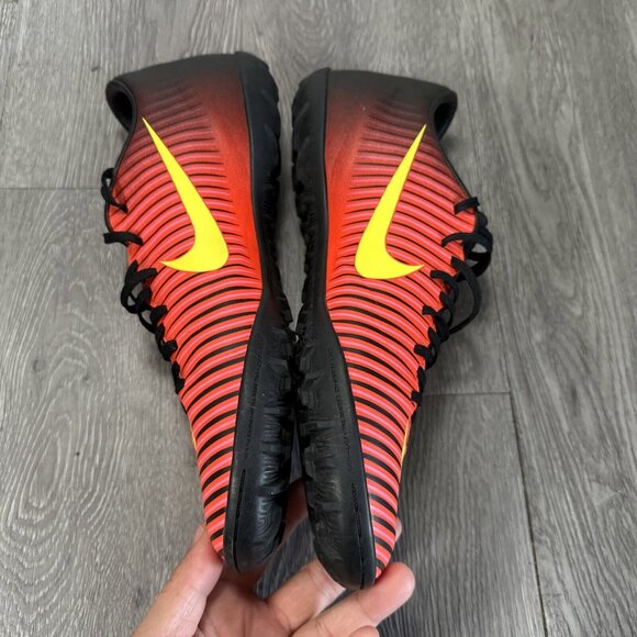Nike Mercurial Turf Soccer Shoes 831968-870 Men’s Sz 9 main image 8